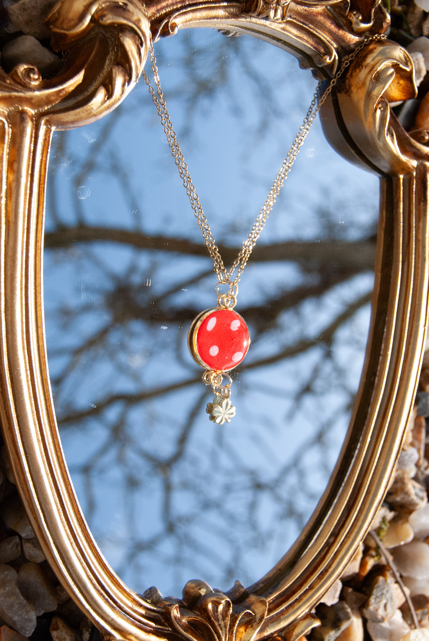 collier-yra